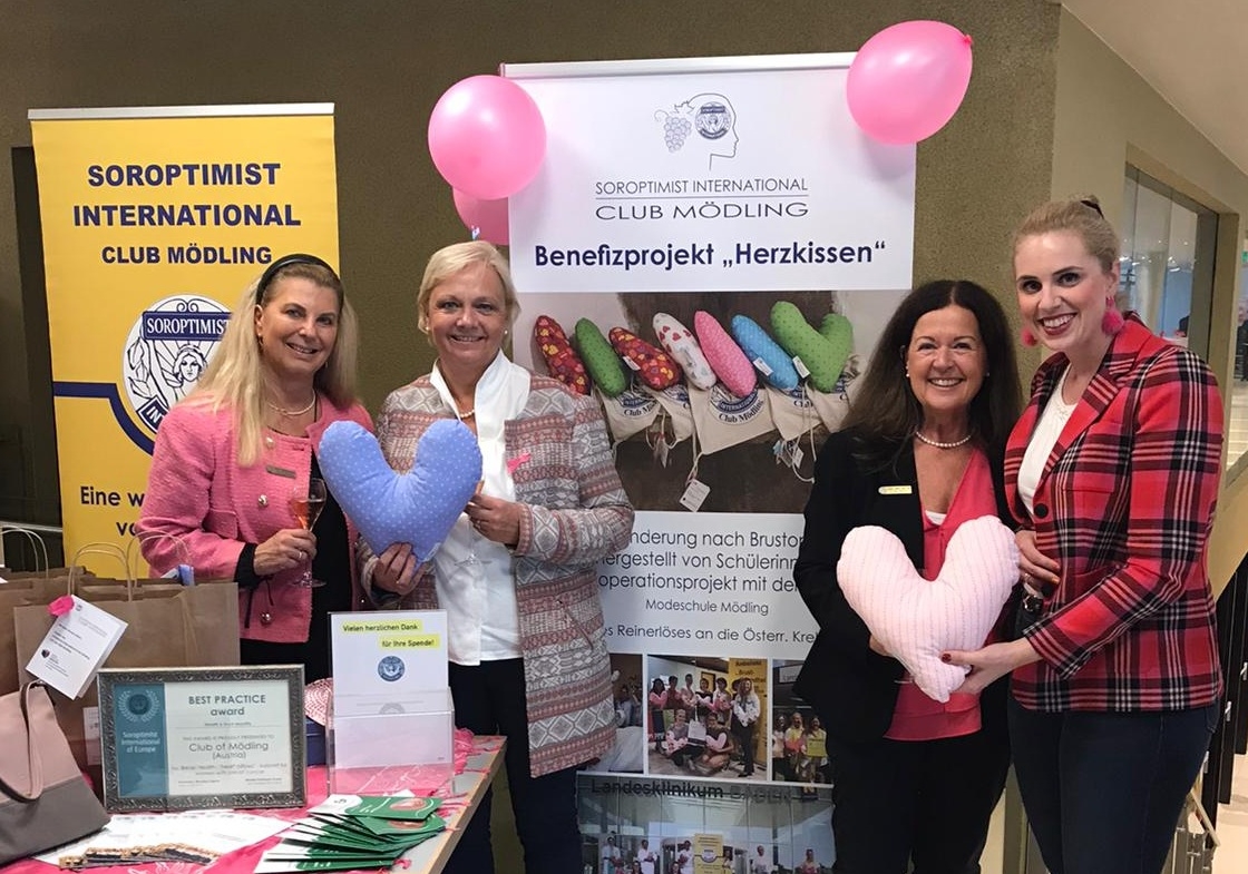 Herzkissen bei ‚perchtoldsdorf-for-pinkribbon‘